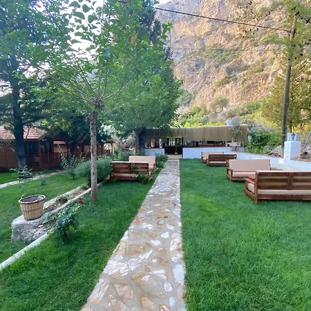 Kidrak Montenegro-1 Pensión Faralya